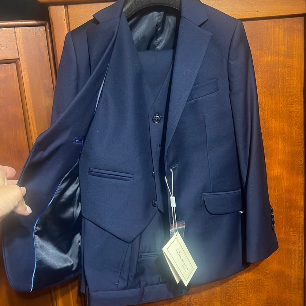 Brand new Trish Scully navy blue 3 piece suit